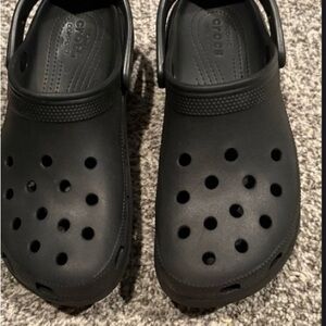 CROCS Black Sole with Textured Grip